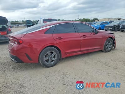 Trzecie zdjęcie samochodu z tyłu: 2021 KIA K5 LXS VIN:5XXG14J22MG055864 - miniatura