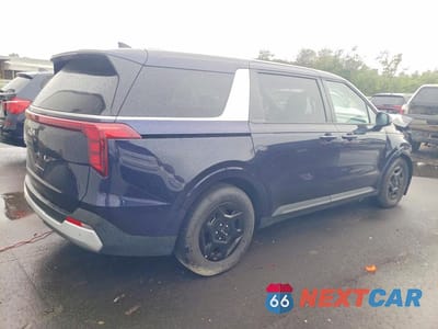 Trzecie zdjęcie samochodu z tyłu: 2026 KIA CARNIVAL LXS VIN:KNDNB5K38T6591247 - miniatura