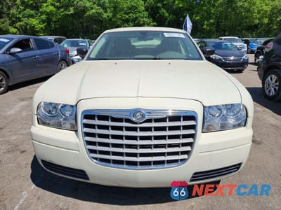 Piąte zdjęcie samochodu w środku: 2008 CHRYSLER 300 LX VIN:2C3KA43R78H133602 - miniatura