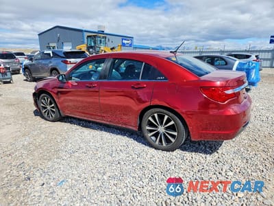 Drugie zdjęcie samochodu z przodu: 2013 CHRYSLER 200 LIMITED VIN:1C3CCBCG8DN700127 - miniatura