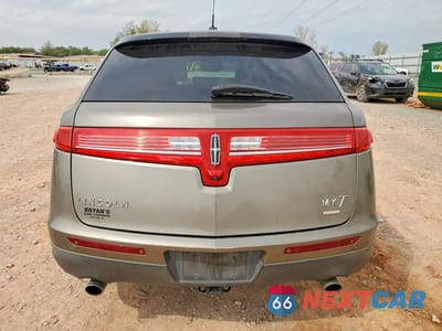 Zdjęcie 6 z 13 samochodu: 2012 LINCOLN MKT VIN:2LMHJ5AT8CBL55054 - miniatura