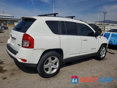 Trzecie zdjęcie samochodu z tyłu: 2011 JEEP COMPASS SPORT VIN:1J4NF1FB3BD135157 - miniatura