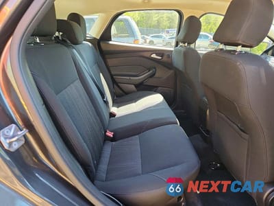 Zdjęcie 10 z 12 samochodu: 2017 FORD FOCUS SEL VIN:1FADP3M2XHL252462 - miniatura