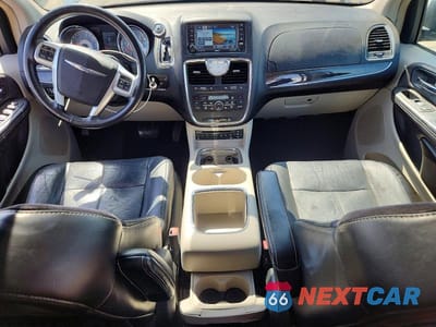 Zdjęcie 8 z 13 samochodu: 2011 CHRYSLER TOWN & COUNTRY LIMITED VIN:2A4RR6DG1BR610838 - miniatura