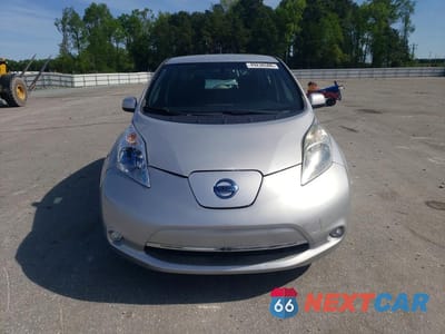 Piąte zdjęcie samochodu w środku: 2013 NISSAN LEAF S VIN:1N4AZ0CP1DC407158 - miniatura