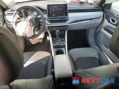 Zdjęcie 8 z 13 samochodu: 2023 JEEP COMPASS LATITUDE VIN:3C4NJDBN2PT514156 - miniatura