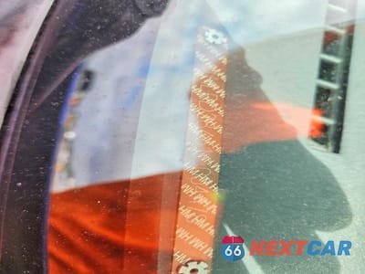 Zdjęcie 13 z 13 samochodu: 2001 HONDA CR-V LX VIN:JHLRD28431C004478 - miniatura