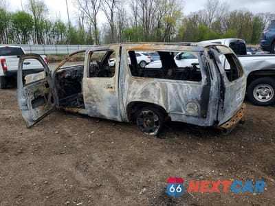 Drugie zdjęcie samochodu z przodu: 2007 CHEVROLET SUBURBAN K1500 VIN:3GNFK16307G116520 - miniatura