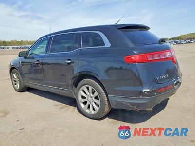 Drugie zdjęcie samochodu z przodu: 2013 LINCOLN MKT VIN:2LMHJ5FK8DBL54018 - miniatura