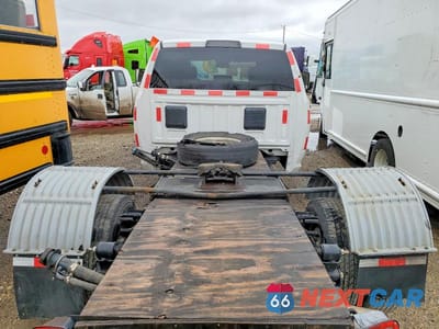 Zdjęcie 10 z 14 samochodu: 2019 RAM 3500 TRUCK CAB AND CHASSIS VIN:3C7WRTCL7KG643390 - miniatura