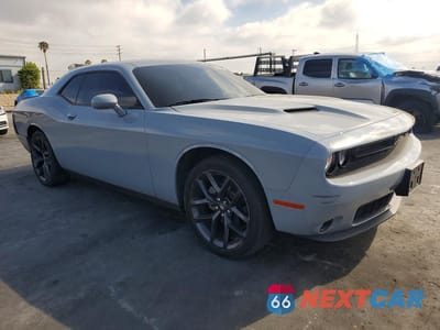 Czwarte zdjęcie samochodu z boku: 2021 DODGE CHALLENGER SXT VIN:2C3CDZAG2MH600042 - miniatura