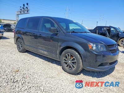 Czwarte zdjęcie samochodu z boku: 2017 DODGE GRAND CARAVAN SE VIN:2C4RDGBG9HR612679 - miniatura