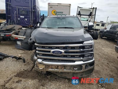 Piąte zdjęcie samochodu w środku: 2024 FORD F350 SUPER DUTY VIN:1FT8W3BT6REE99560 - miniatura