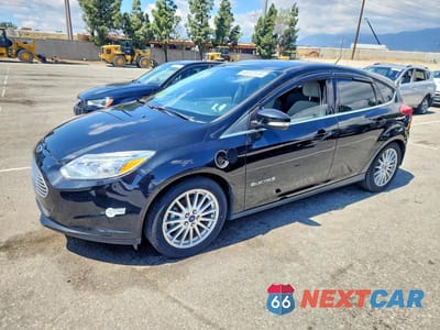2014 FORD FOCUS BEV 1FADP3R45EL311844 - główne zdjęcie licytacji z USA - miniatura