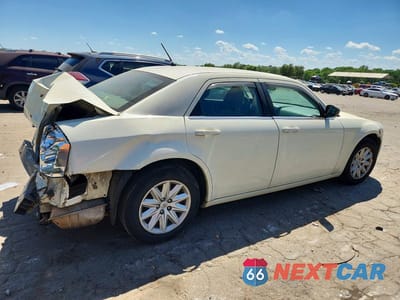 Trzecie zdjęcie samochodu z tyłu: 2008 CHRYSLER 300 LX VIN:2C3KA43R78H133602 - miniatura