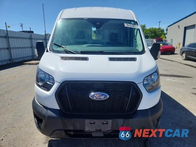 Piąte zdjęcie samochodu w środku: 2023 FORD TRANSIT T-250 VIN:1FTBR1C82PKA59037 - miniatura
