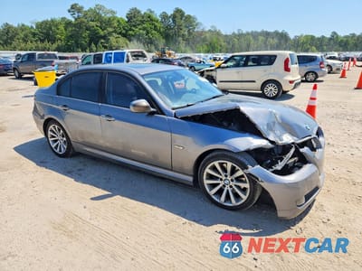 Czwarte zdjęcie samochodu z boku: 2011 BMW 328 I VIN:WBAPH7C57BE678576 - miniatura