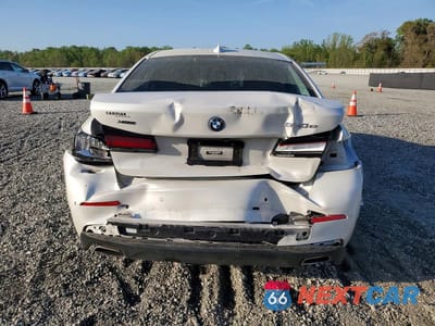 Zdjęcie 6 z 12 samochodu: 2022 BMW 530XE VIN:WBA33AG00NCK89870 - miniatura
