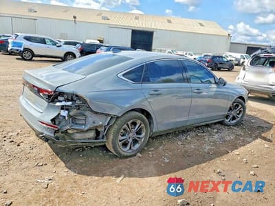 Trzecie zdjęcie samochodu z tyłu: 2025 HONDA ACCORD HYBRID EXL VIN:1HGCY2F69SA033428 - miniatura