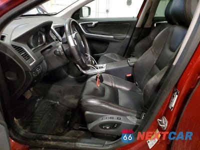 Zdjęcie 7 z 13 samochodu: 2017 VOLVO XC60 T5 DYNAMIC VIN:YV440MRRXH2015595 - miniatura