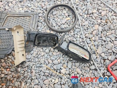 Zdjęcie 12 z 13 samochodu: 1996 CHEVROLET GMT-400 K1500 VIN:2GCEK19R8T1232992 - miniatura