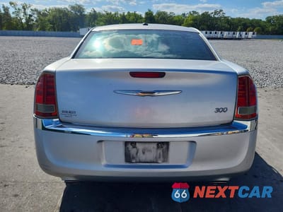 Zdjęcie 6 z 12 samochodu: 2012 CHRYSLER 300 VIN:2C3CCAAG6CH165755 - miniatura