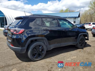 Trzecie zdjęcie samochodu z tyłu: 2021 JEEP COMPASS LATITUDE VIN:3C4NJDBB9MT509439 - miniatura
