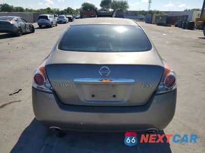 Zdjęcie 6 z 12 samochodu: 2007 NISSAN ALTIMA 2.5 VIN:1N4AL21E07C118288 - miniatura