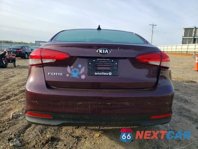 Zdjęcie 6 z 12 samochodu: 2017 KIA FORTE LX VIN:3KPFL4A74HE109505 - miniatura