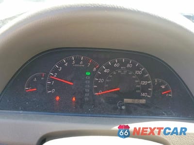 Zdjęcie 9 z 11 samochodu: 2005 TOYOTA CAMRY LE VIN:4T1BE32K45U569214 - miniatura