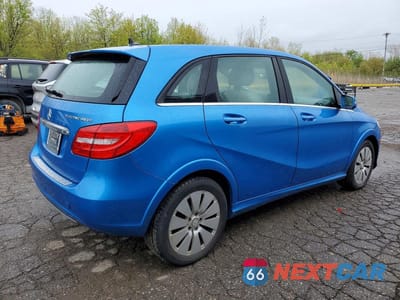 Trzecie zdjęcie samochodu z tyłu: 2014 MERCEDES-BENZ B ELECTRIC VIN:WDDVP9AB2EJ003253 - miniatura