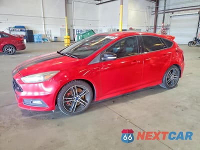 2016 FORD FOCUS ST 1FADP3L96GL397320 - główne zdjęcie licytacji z USA - miniatura
