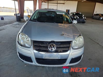 Piąte zdjęcie samochodu w środku: 2010 VOLKSWAGEN JETTA LIMITED VIN:3VWAZ7AJ2AM080052 - miniatura