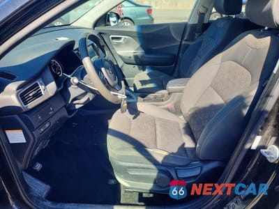 Zdjęcie 7 z 13 samochodu: 2017 KIA NIRO LX VIN:KNDCB3LC7H5064744 - miniatura