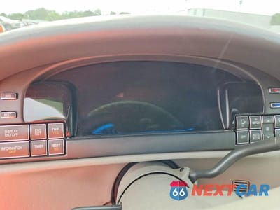 Zdjęcie 9 z 12 samochodu: 1999 CADILLAC DEVILLE VIN:1G6KD54Y5XU804083 - miniatura