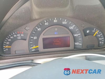 Zdjęcie 9 z 12 samochodu: 2003 MERCEDES-BENZ C 240 VIN:WDBRF61J23E012382 - miniatura