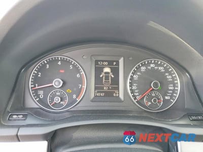 Zdjęcie 9 z 12 samochodu: 2015 VOLKSWAGEN EOS KOMFORT VIN:WVWBW8AH4FV001139 - miniatura