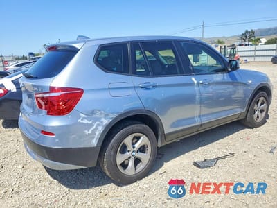Trzecie zdjęcie samochodu z tyłu: 2011 BMW X3 XDRIVE28I VIN:5UXWX5C56BL708490 - miniatura