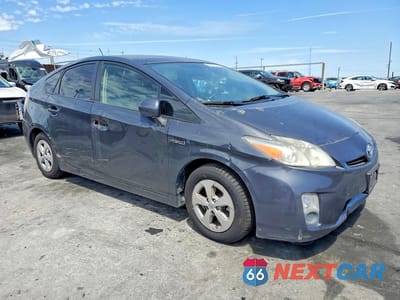Czwarte zdjęcie samochodu z boku: 2010 TOYOTA PRIUS IV VIN:JTDKN3DU6A0049536 - miniatura