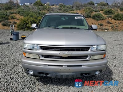 Piąte zdjęcie samochodu w środku: 2005 CHEVROLET SUBURBAN C1500 VIN:3GNEC16ZX5G173611 - miniatura
