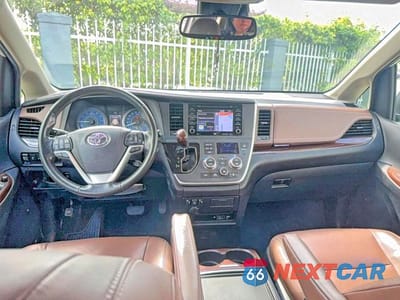 Zdjęcie 9 z 10 samochodu: 2020 TOYOTA SIENNA LIMITED PREMIUM 7-PASSENGER VIN:5TDYZ3DC5LS025251 - miniatura