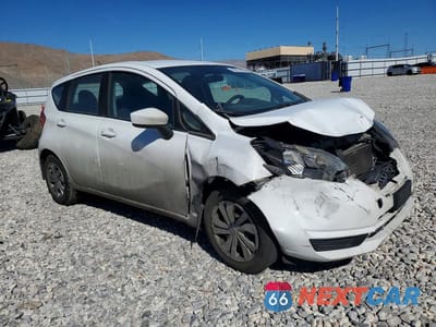 Czwarte zdjęcie samochodu z boku: 2018 NISSAN VERSA NOTE S VIN:3N1CE2CP3JL354931 - miniatura