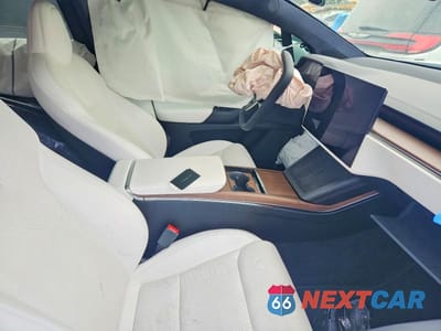 Zdjęcie 7 z 12 samochodu: 2022 TESLA MODEL X VIN:7SAXCDE51NF335684 - miniatura