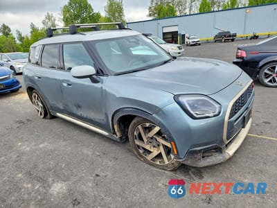 Czwarte zdjęcie samochodu z boku: 2025 MINI COUNTRYMAN S ALL4 VIN:WMZ23GA09S7R90793 - miniatura