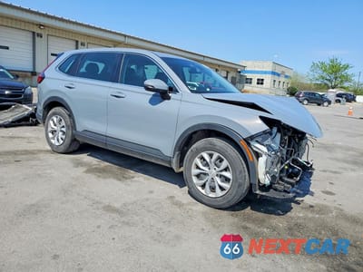 Czwarte zdjęcie samochodu z boku: 2023 HONDA CR-V LX VIN:7FARS4H26PE021837 - miniatura