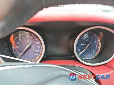 Zdjęcie 9 z 12 samochodu: 2017 MASERATI GHIBLI S VIN:ZAM57RTL1H1224147 - miniatura