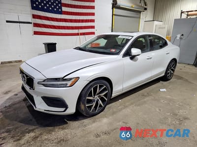 2020 VOLVO S60 T6 MOMENTUM 7JRA22TK7LG042069 - główne zdjęcie licytacji z USA - miniatura