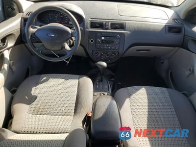Zdjęcie 8 z 12 samochodu: 2007 FORD FOCUS ZX4 VIN:1FAFP34N27W354435 - miniatura