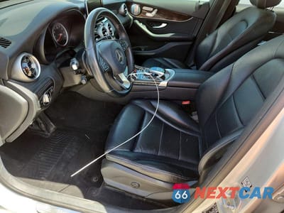 Zdjęcie 7 z 13 samochodu: 2016 MERCEDES-BENZ GLC 300 4MATIC VIN:WDC0G4KB8GF011749 - miniatura