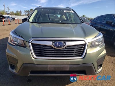 Piąte zdjęcie samochodu w środku: 2019 SUBARU FORESTER VIN:JF2SKACC9KH427018 - miniatura